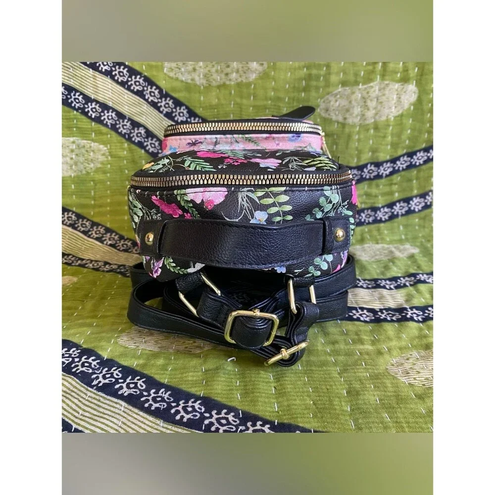 Betsey Johnson Black Wildflower Puppy Dog Mini Backpack Kawaii Harajuku Kidcore